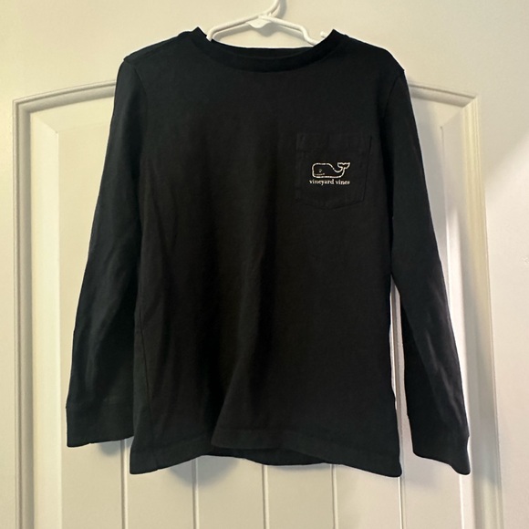 Vineyard Vines Other - Vineyard Vines Classic Black Tee